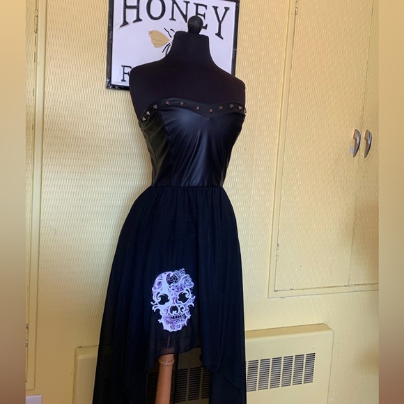 Sexy and Daring unique skeleton appliqué corset style high low dress by Janice - Picture 14 of 14